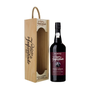 Quinta do Infantado - Reserva Especial, pakket i trkasse